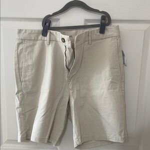 NWT Old Navy shorts size 34
